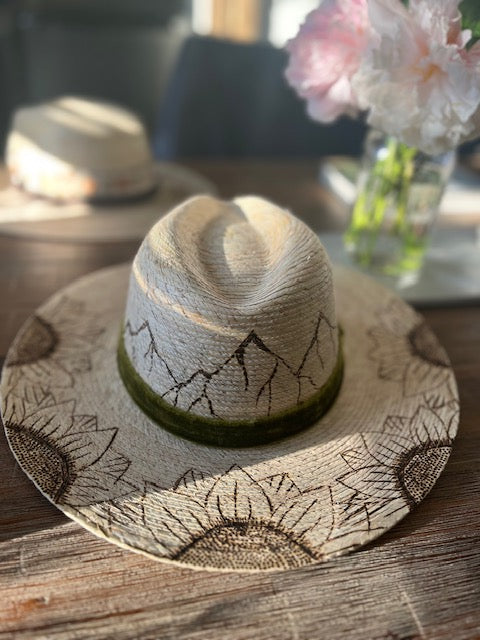 Sunflower/Mountains- Straw Hat